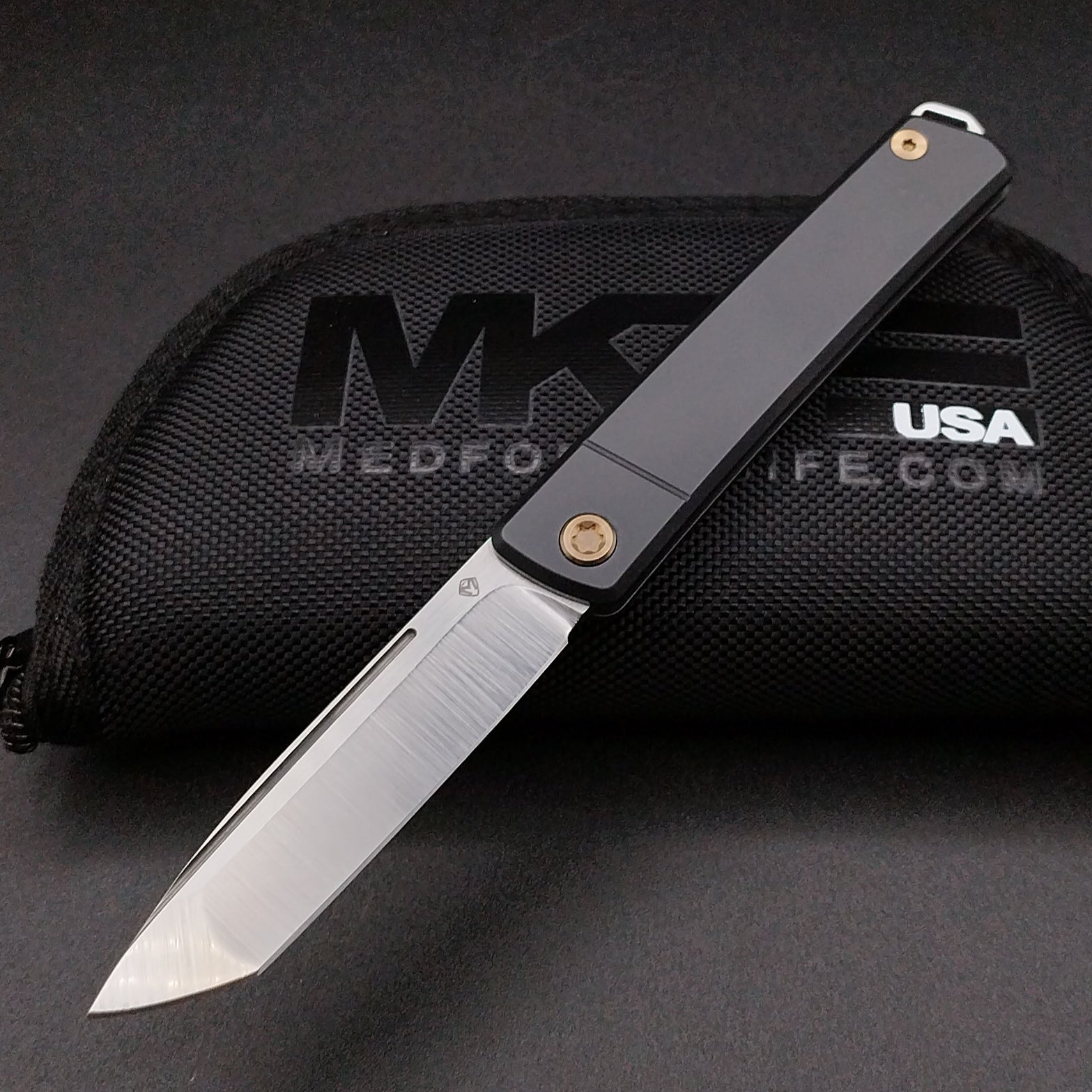 Medford Gentleman Jack, Tumbled Tanto, DLC Handle 1