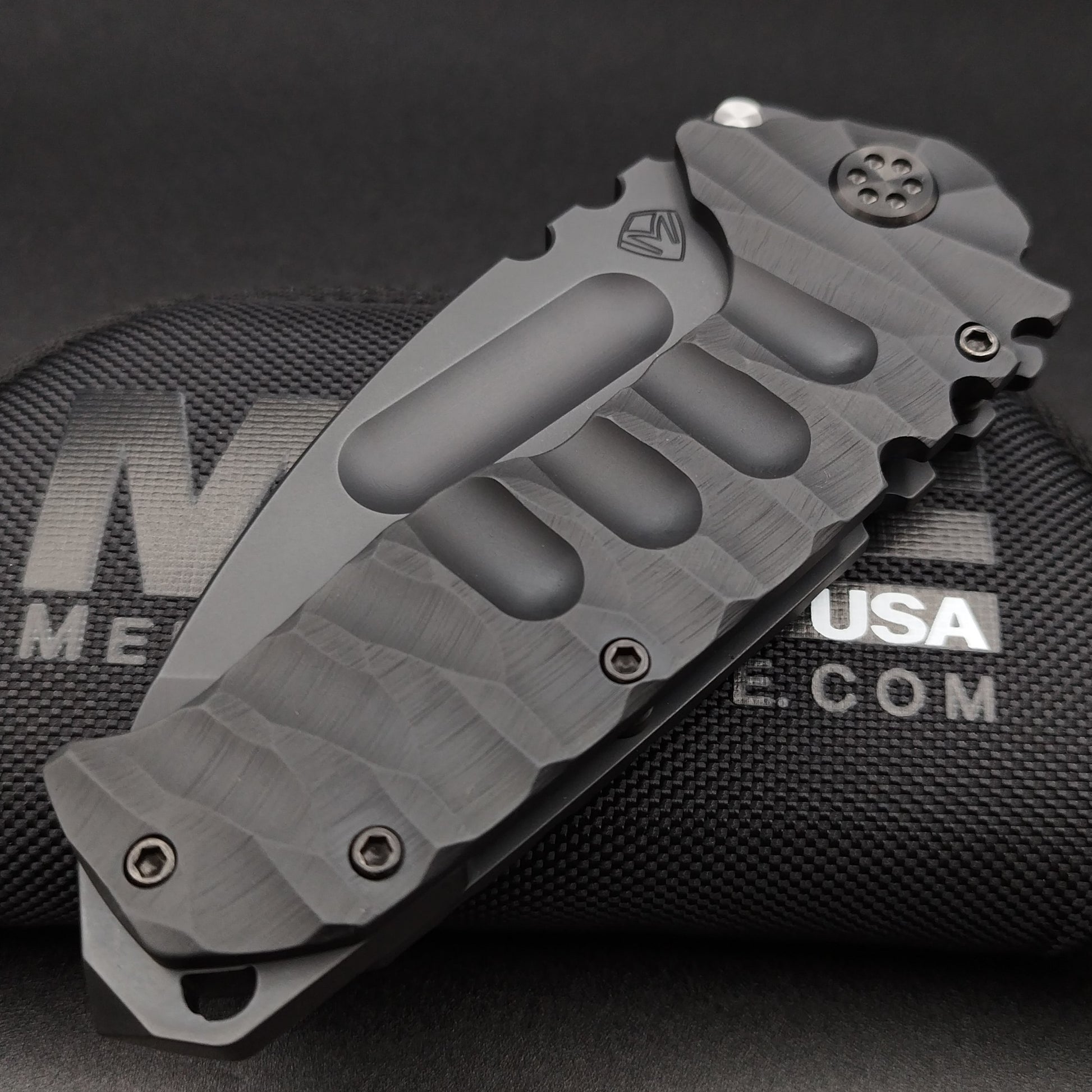 Medford Praetorian Ti, DLC Tanto, Black DLC Predator 6