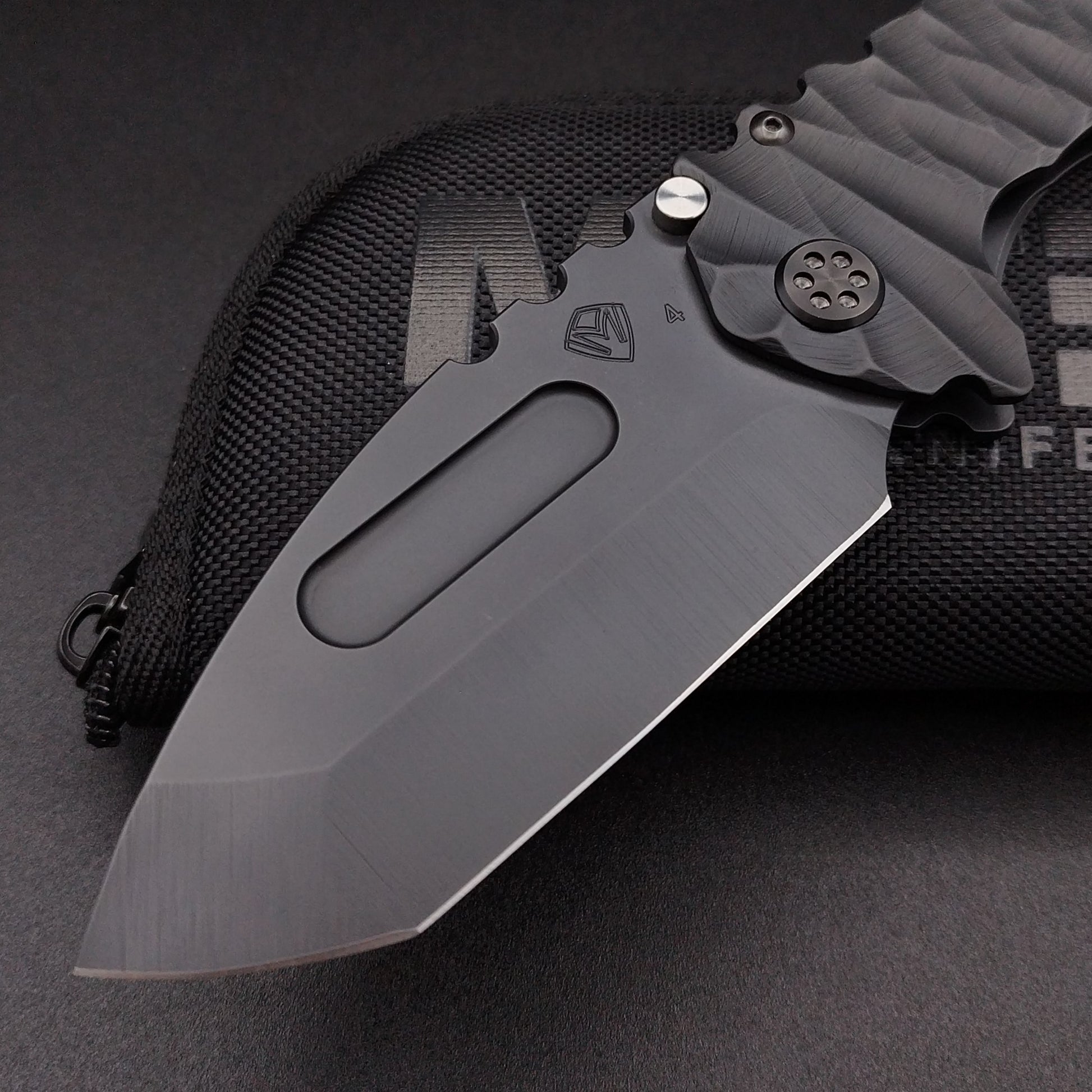 Medford Praetorian T, DLC Tanto, Black DLC Predator 3