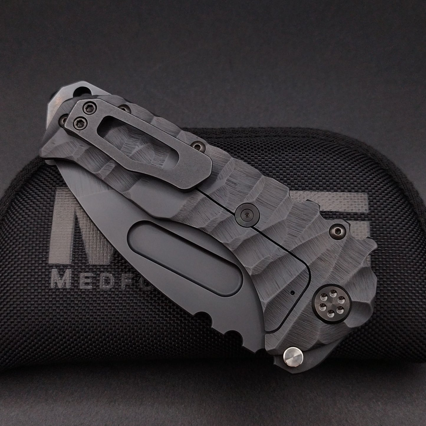 Medford Praetorian T, DLC Tanto, Black DLC Predator 5