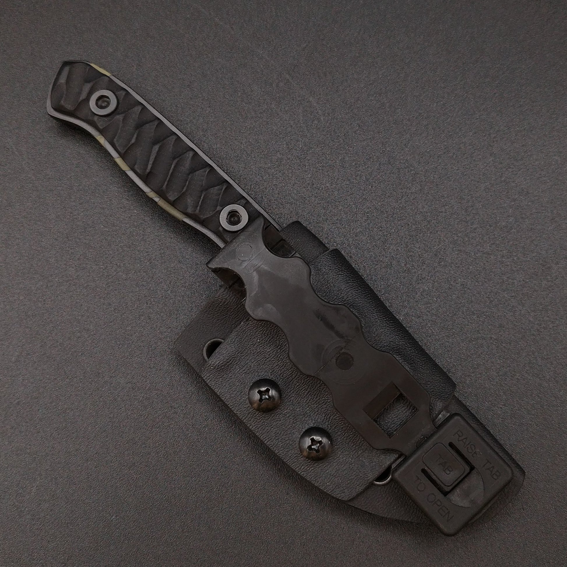 Sea Sick Blades Micro Skinner Black G10, Camo Cerekote 5