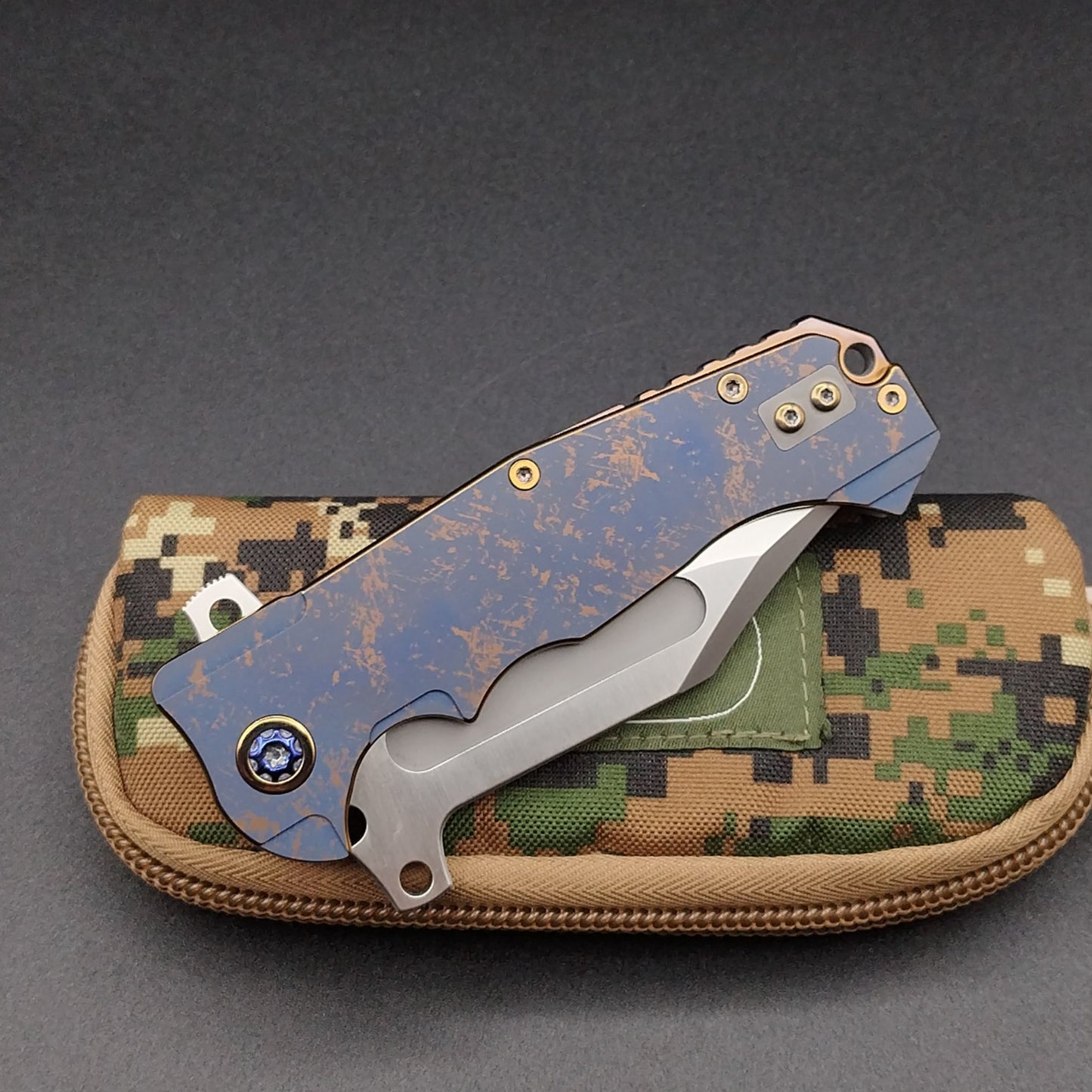 ADV Badlands Bowie Blue and Gold Dazzle Finish Laser Art 3