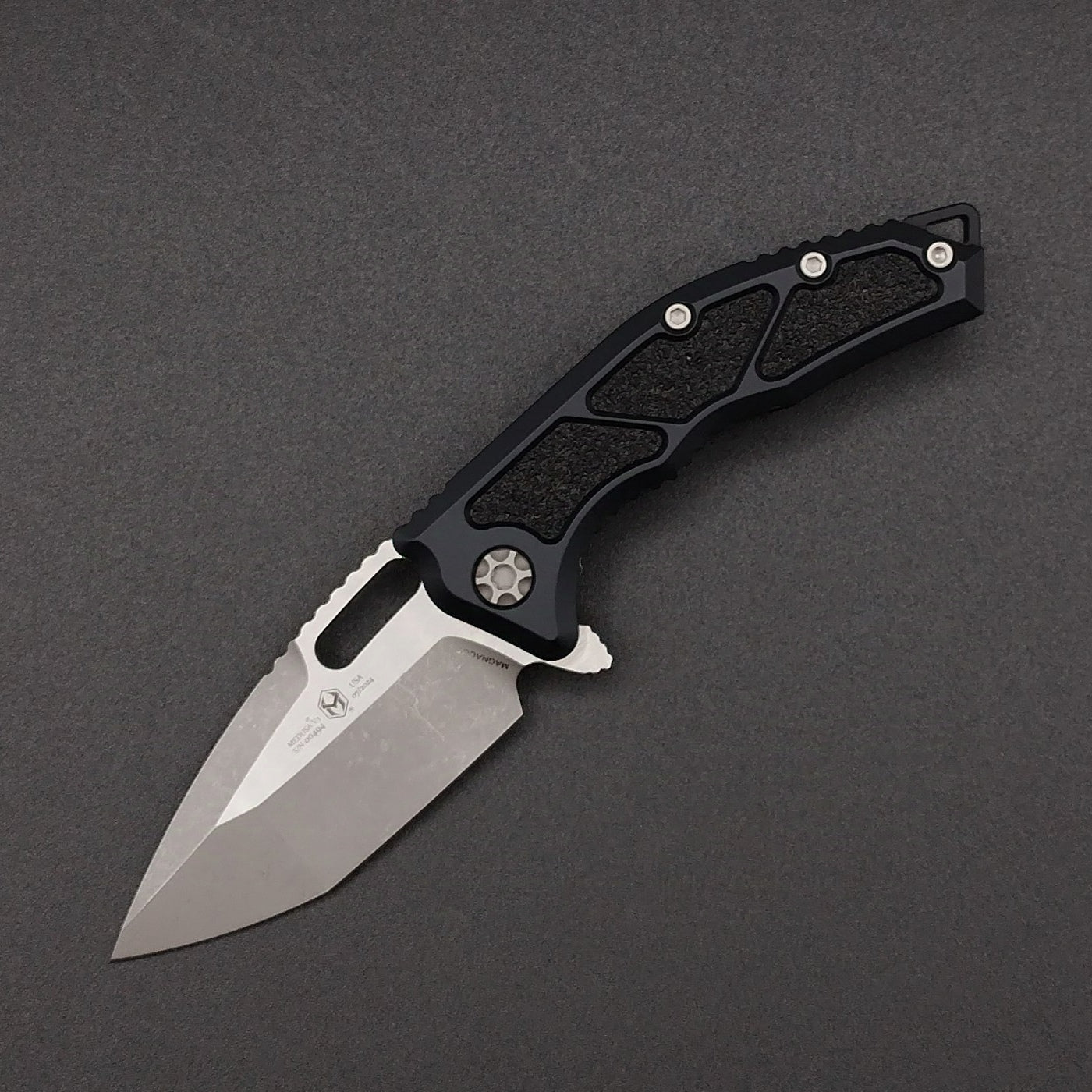 Heretic Knives Medusa Tanto Black Battleworn 1