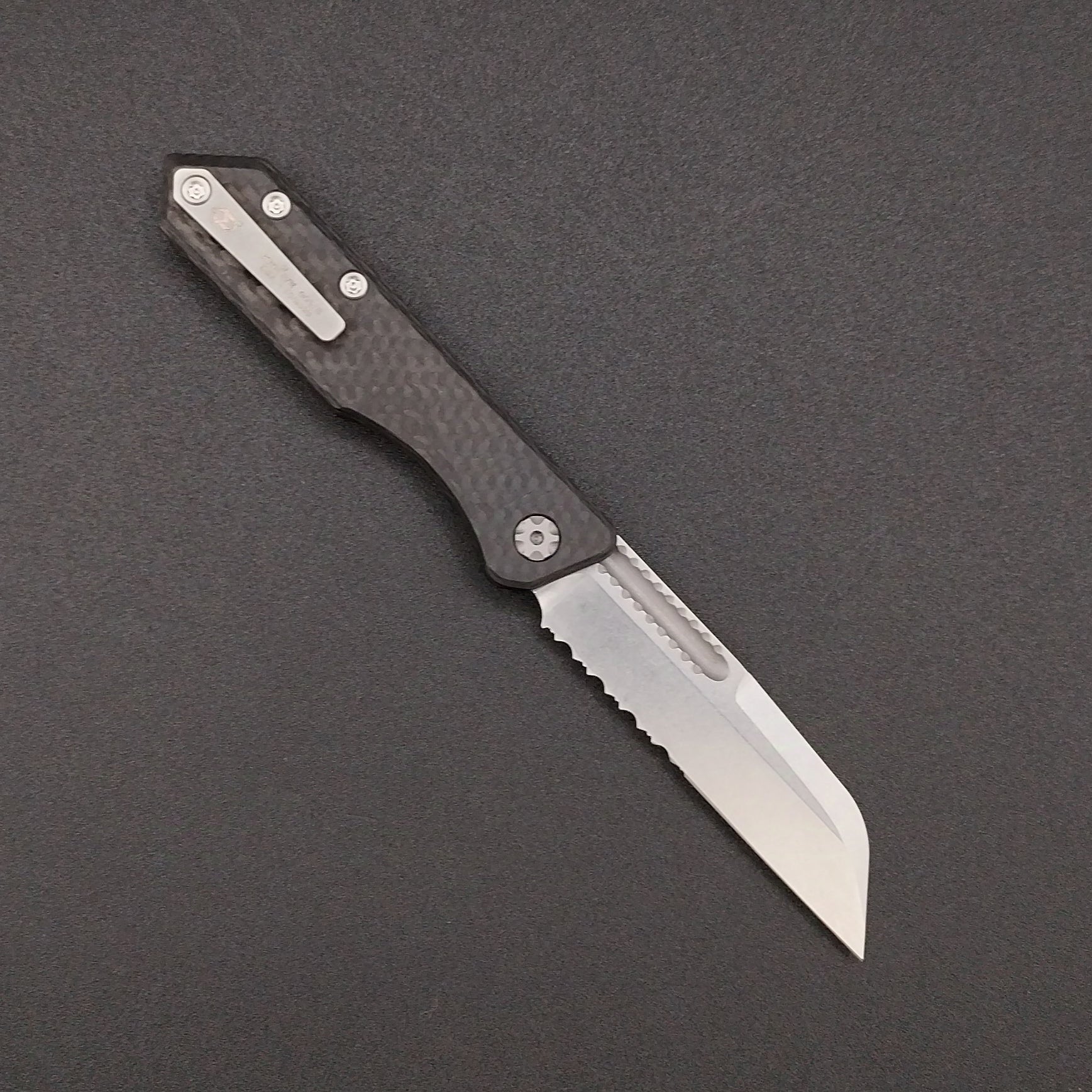 Heretic Knives Jinn - Slip Joint Folder Partially Serrated CF 2