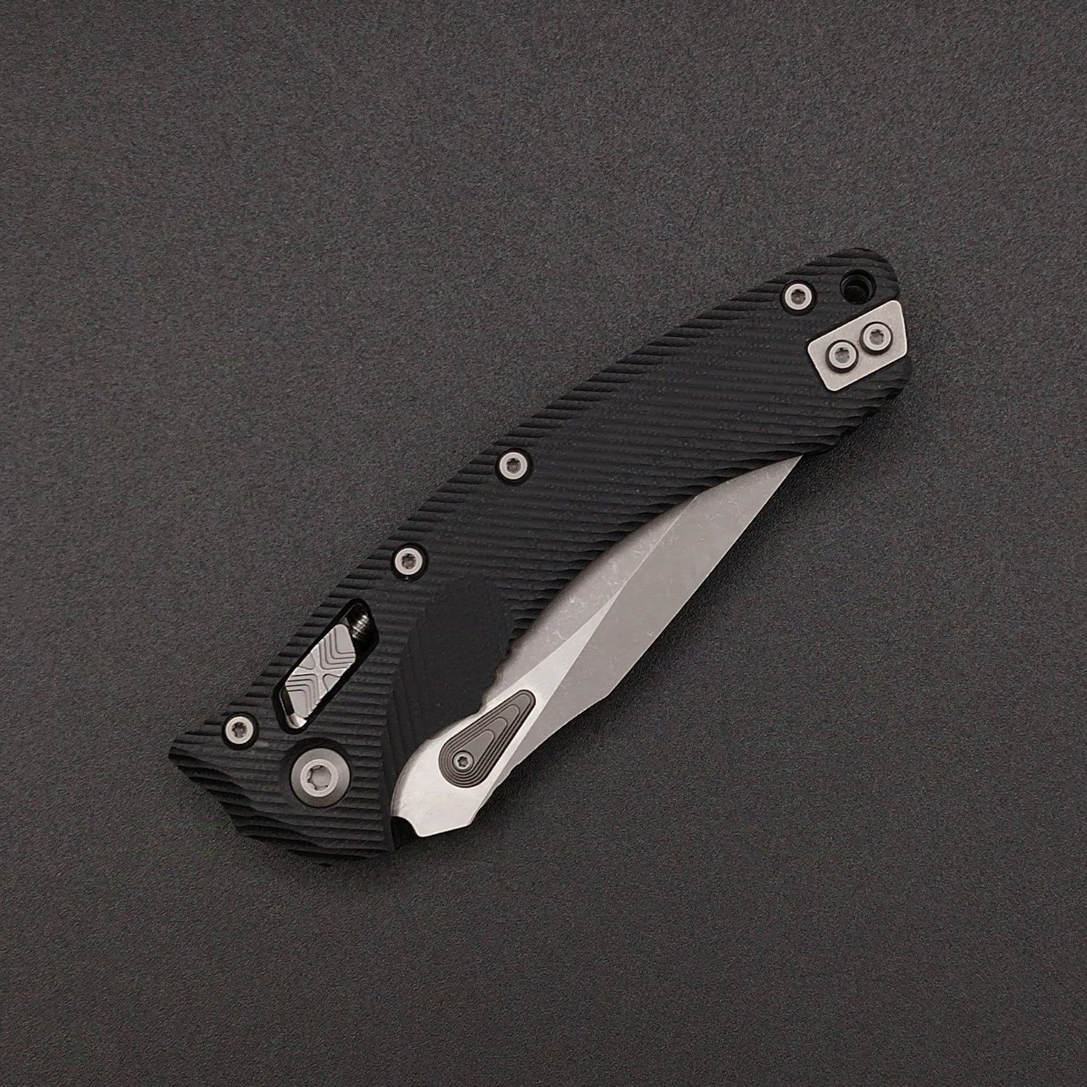 Microtech Amphibian S/E Ram-Lok Apo Serrated M390MK 3