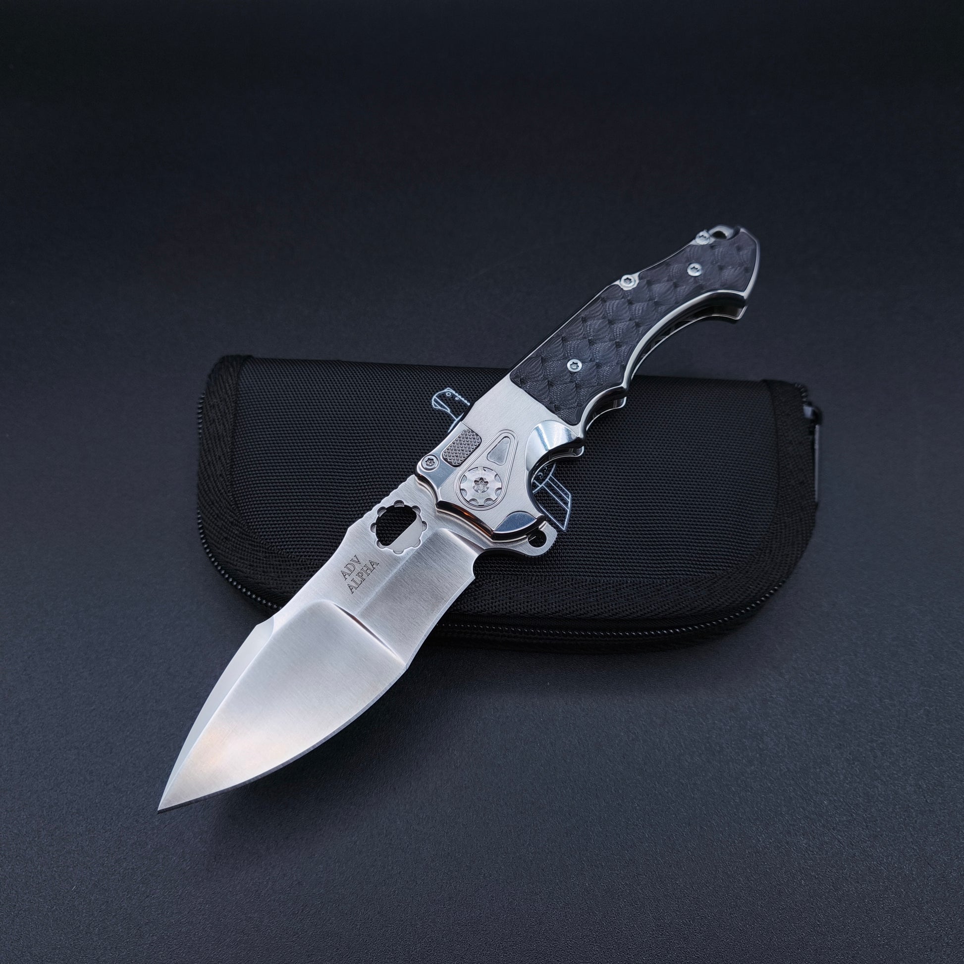 ADV Mini Alpha Satin, Black G-10 Dragon Skales, S35VN 1