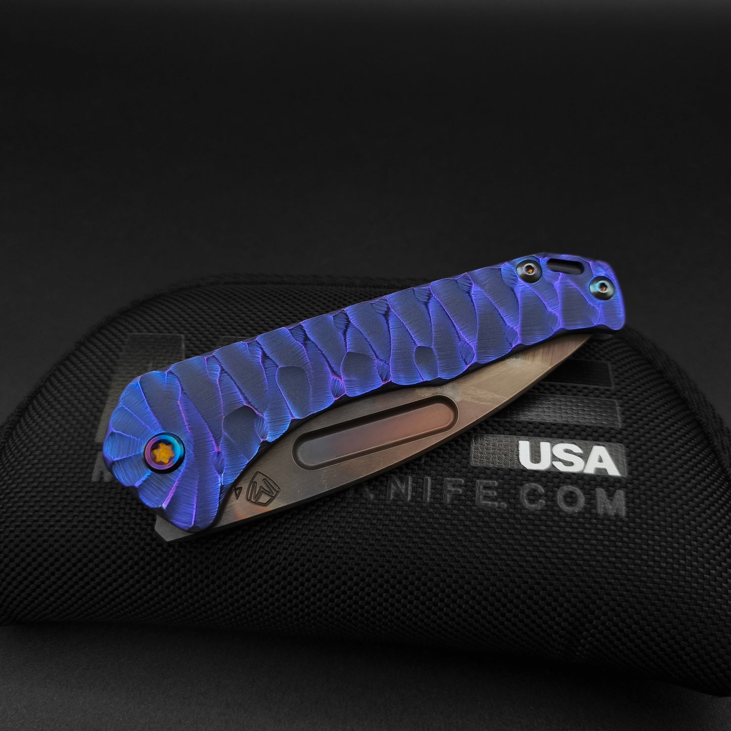 Medford Praetorian Slim Vulcan Tanto, Vilolet Blurple Predator 4