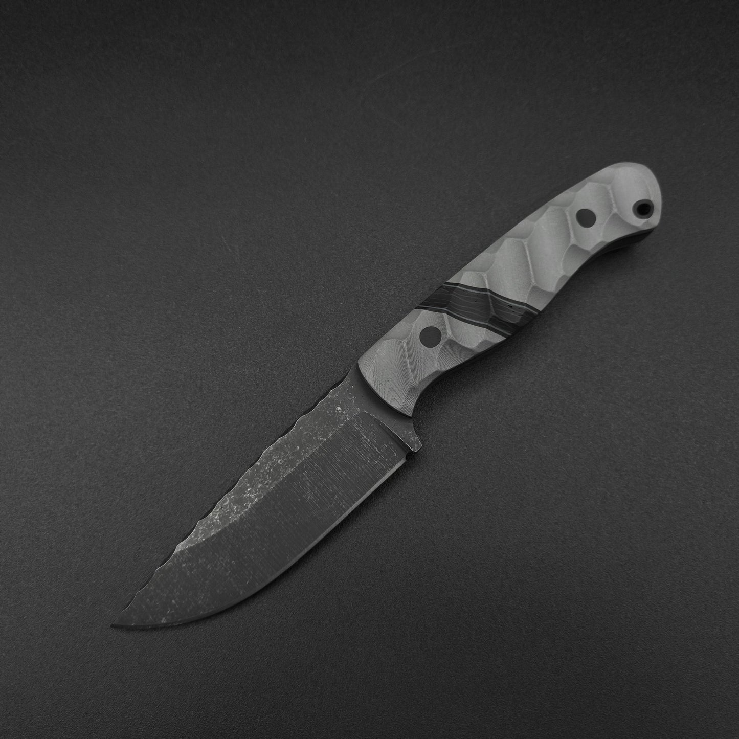 Sea Sick Blades Fieldcraft Gray G10, Black Carbon Fiber 80CrV2 2