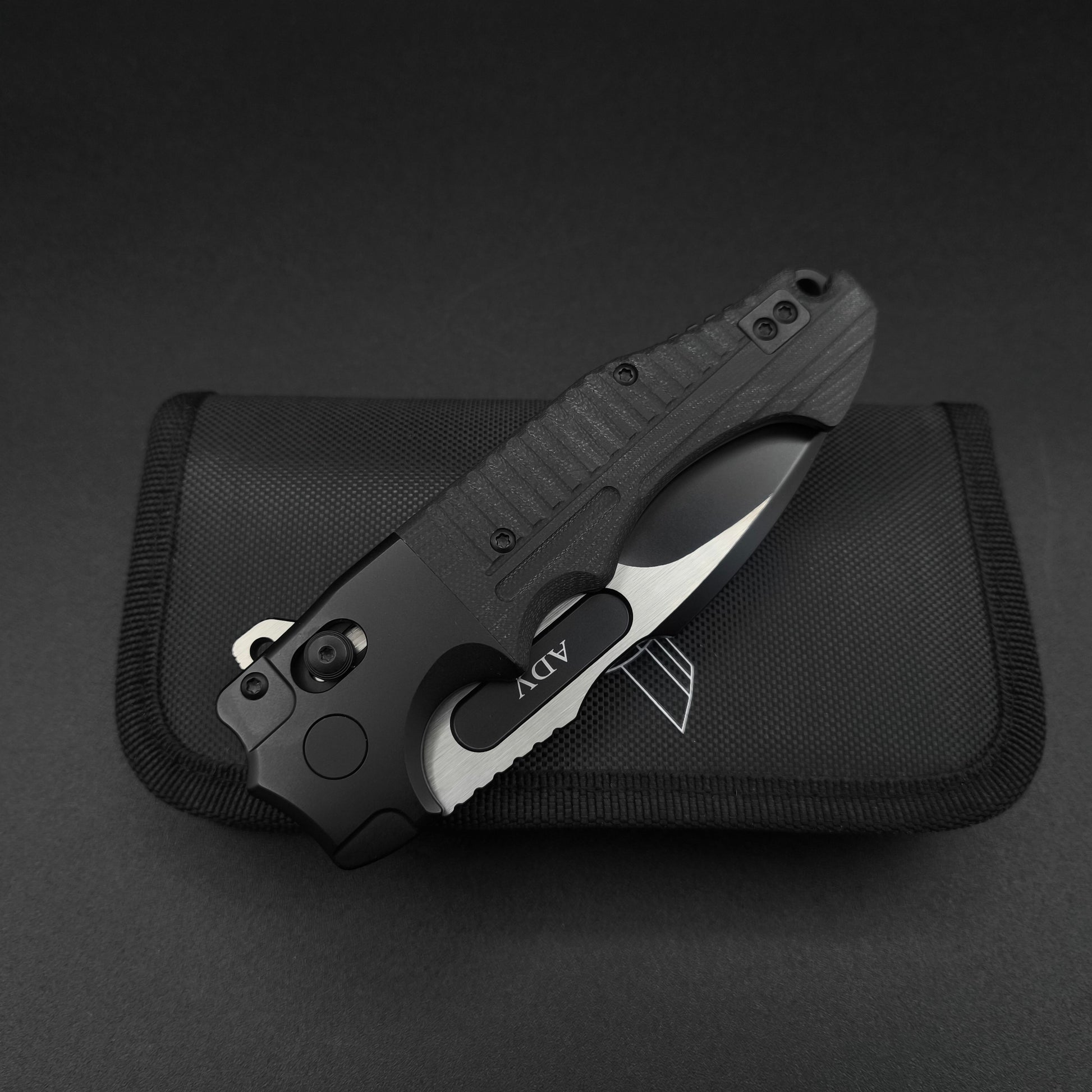 ADV Bullshark Gen 2, Titanium and Black G10 3