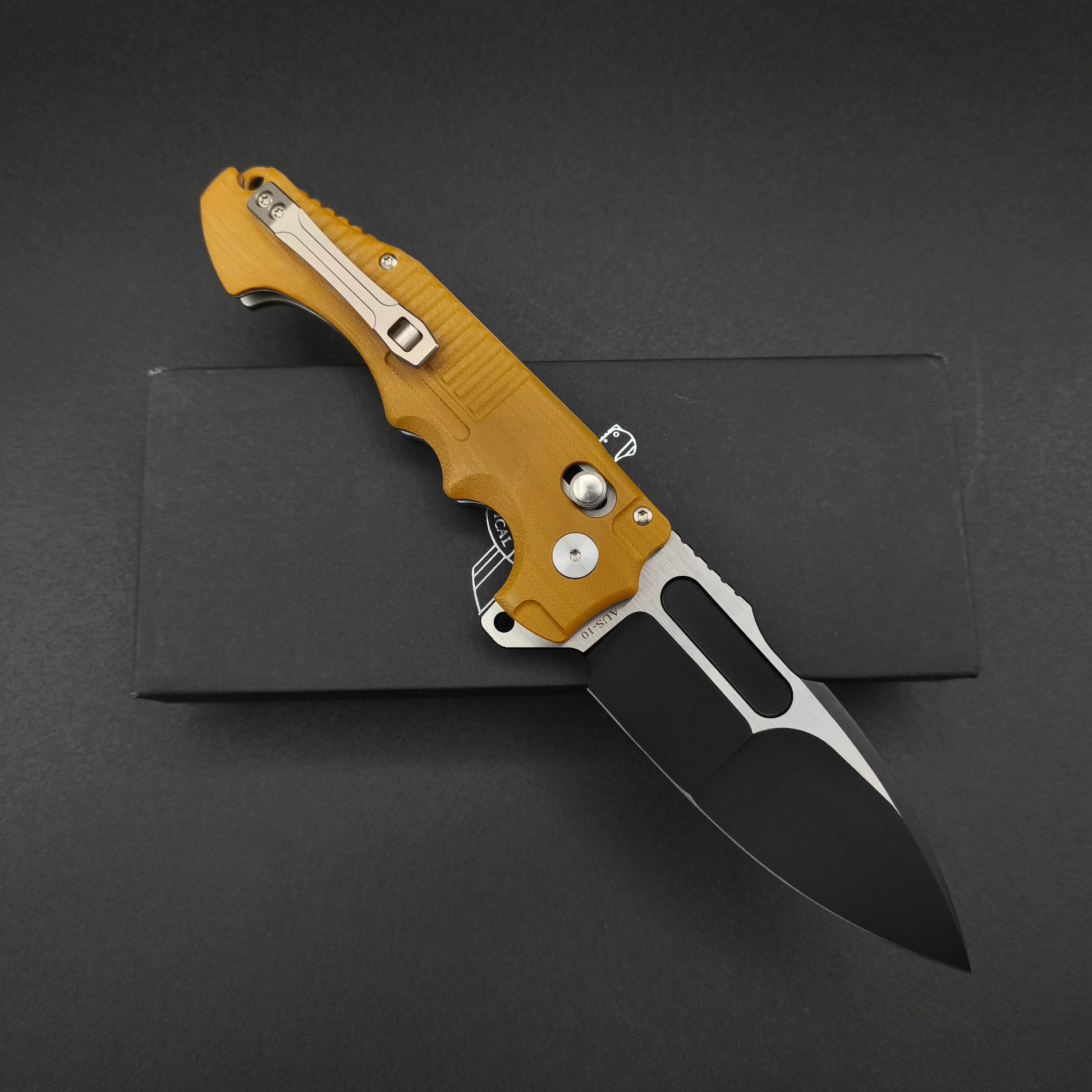 ADV Bullshark, Tan G-10 2