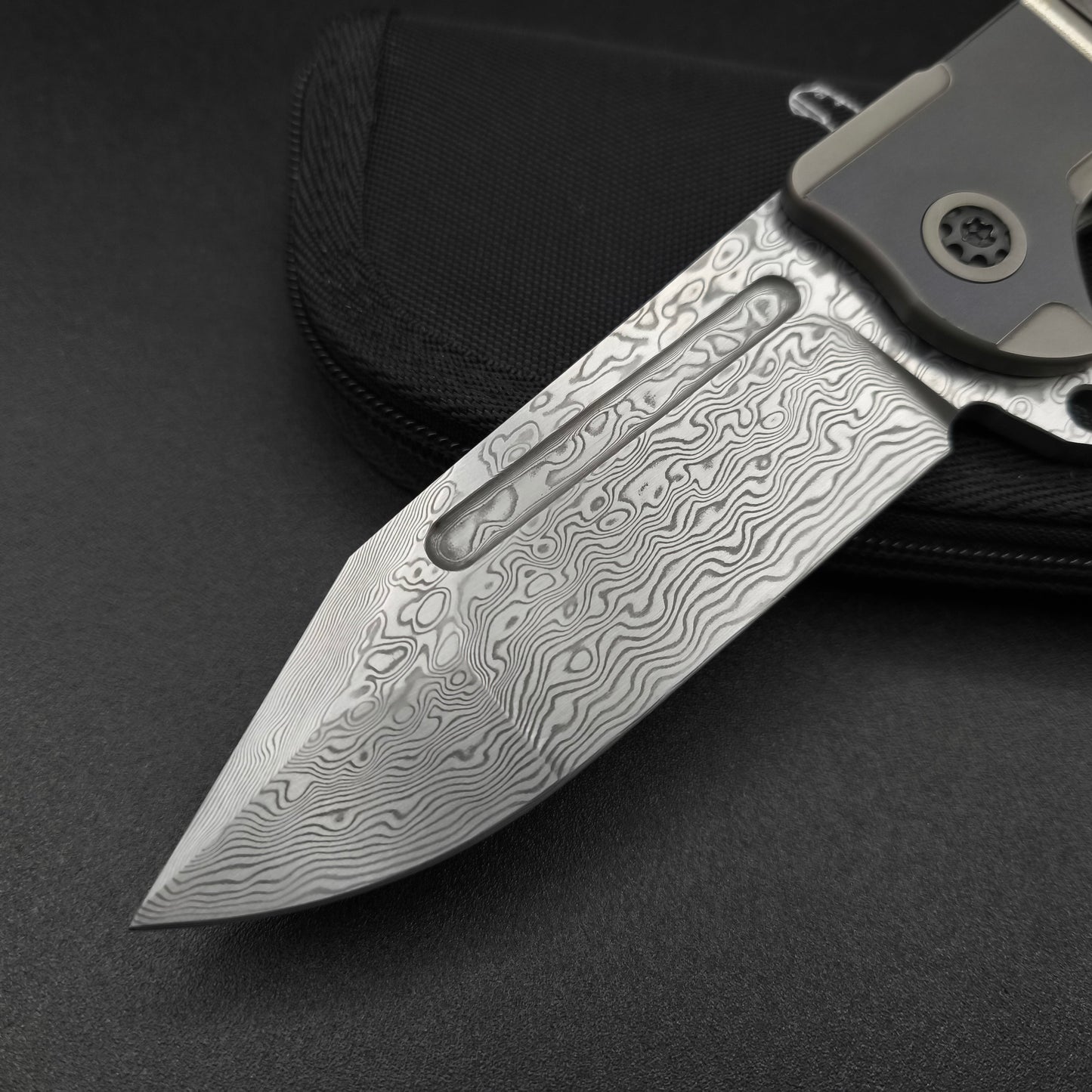 ADV Tracker Custom, Kalgard, Carbon Fiber, Damascus Blade 3