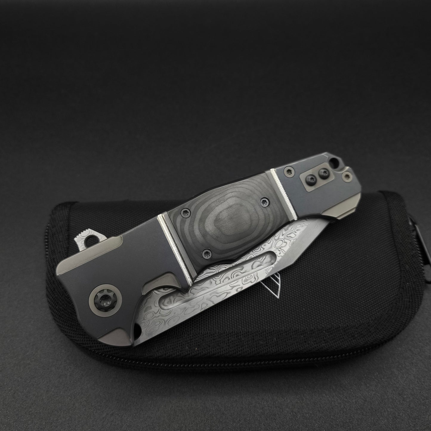 ADV Tracker Custom, Kalgard, Carbon Fiber, Damascus Blade 4