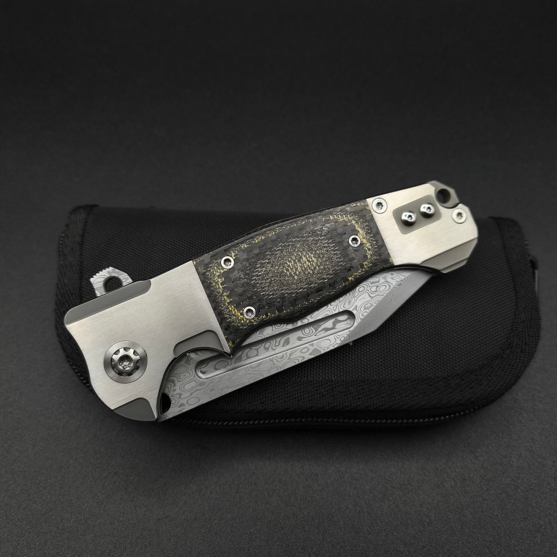 ADV Tracker Custom, Satin, Fiber Twirl, Damascus Blade 4