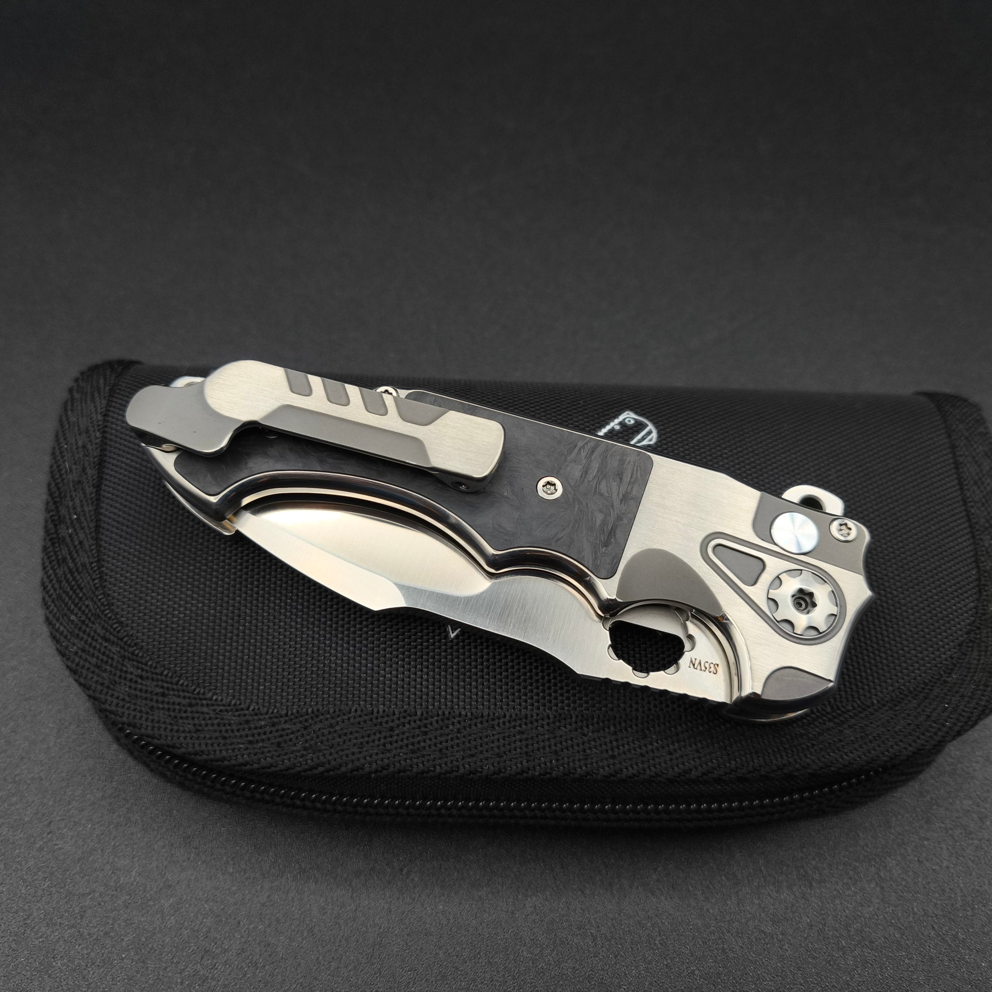 ADV Mini Alpha Satin, Black Carbon Fiber 4