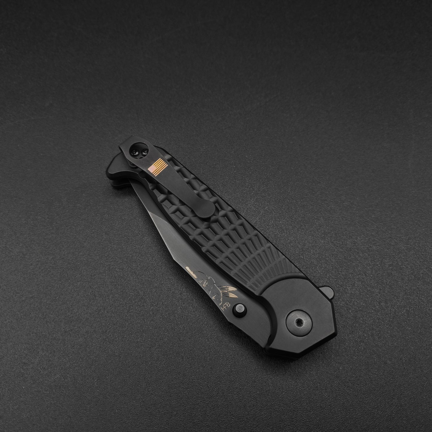 Half Face Blades Crow Folder, Anodized black frame, nitride black blade 3