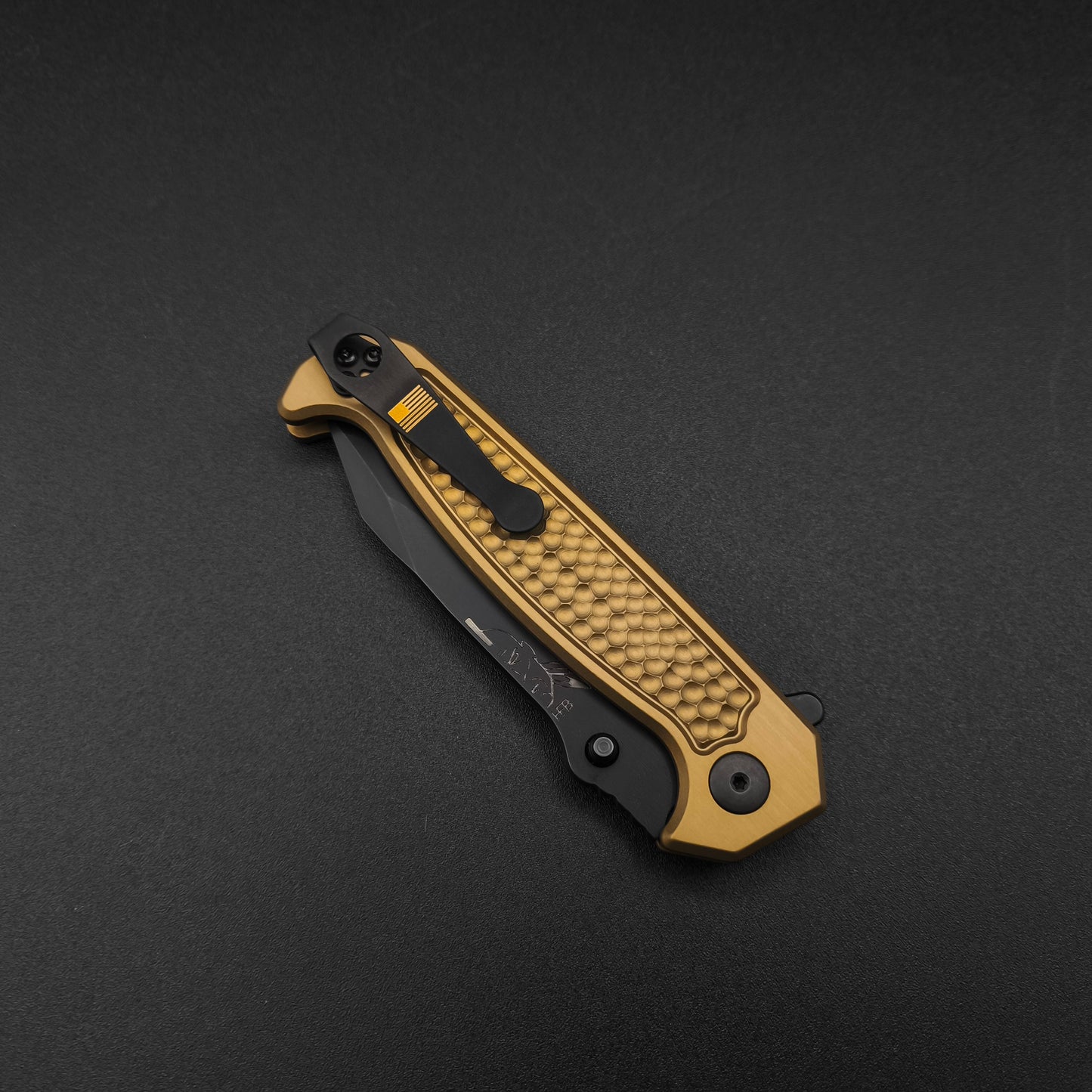 Half Face Blades Disaster Folder, Anodized FDE, nitride black blade 3