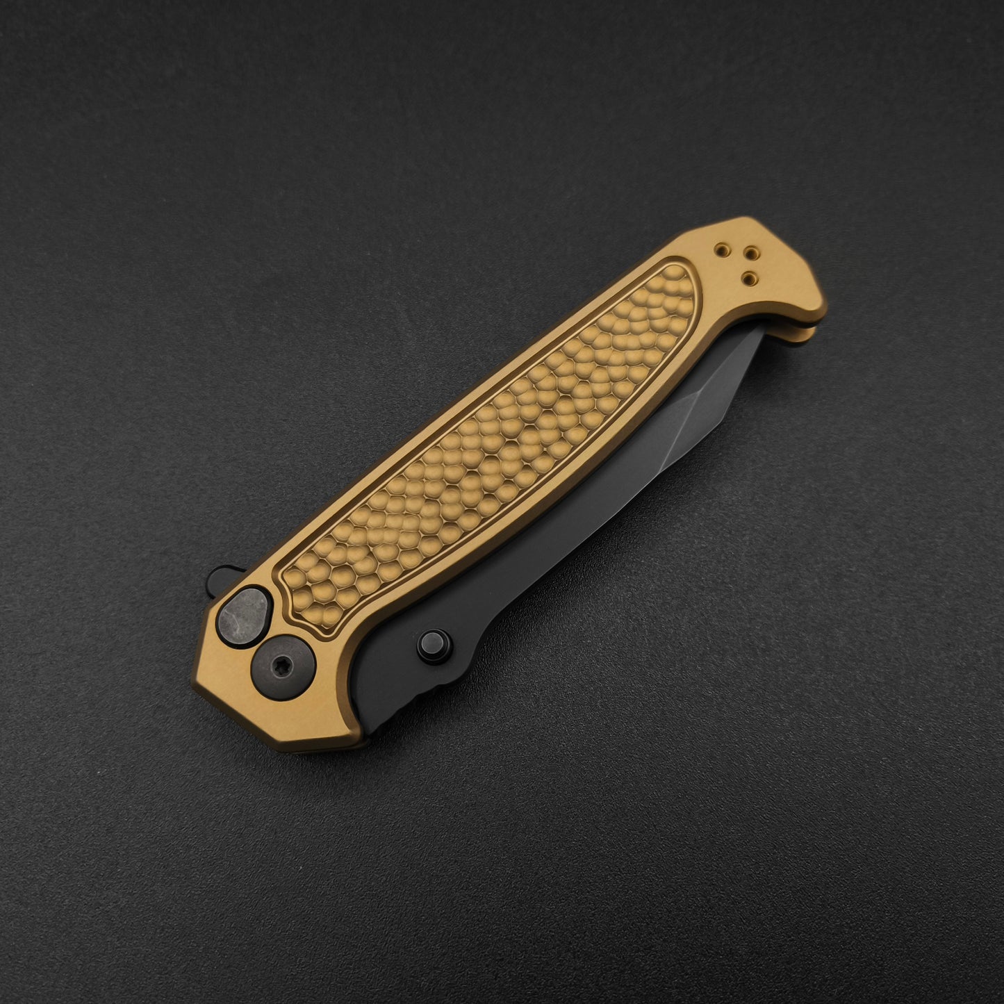 Half Face Blades Disaster Folder, Anodized FDE, nitride black blade 4