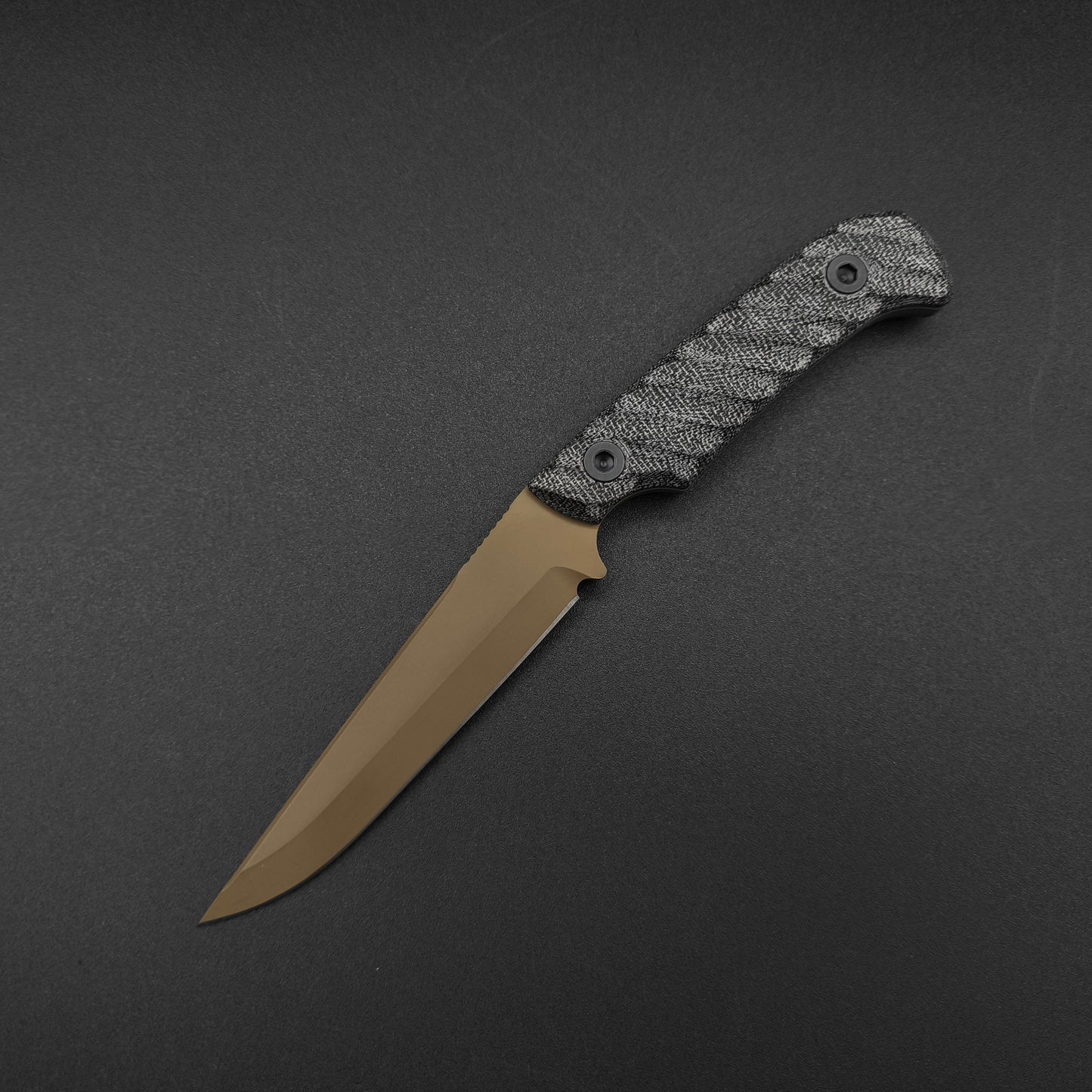 Half Face Blades Boogeyman Black canvas micarta, FDE cerakote 2