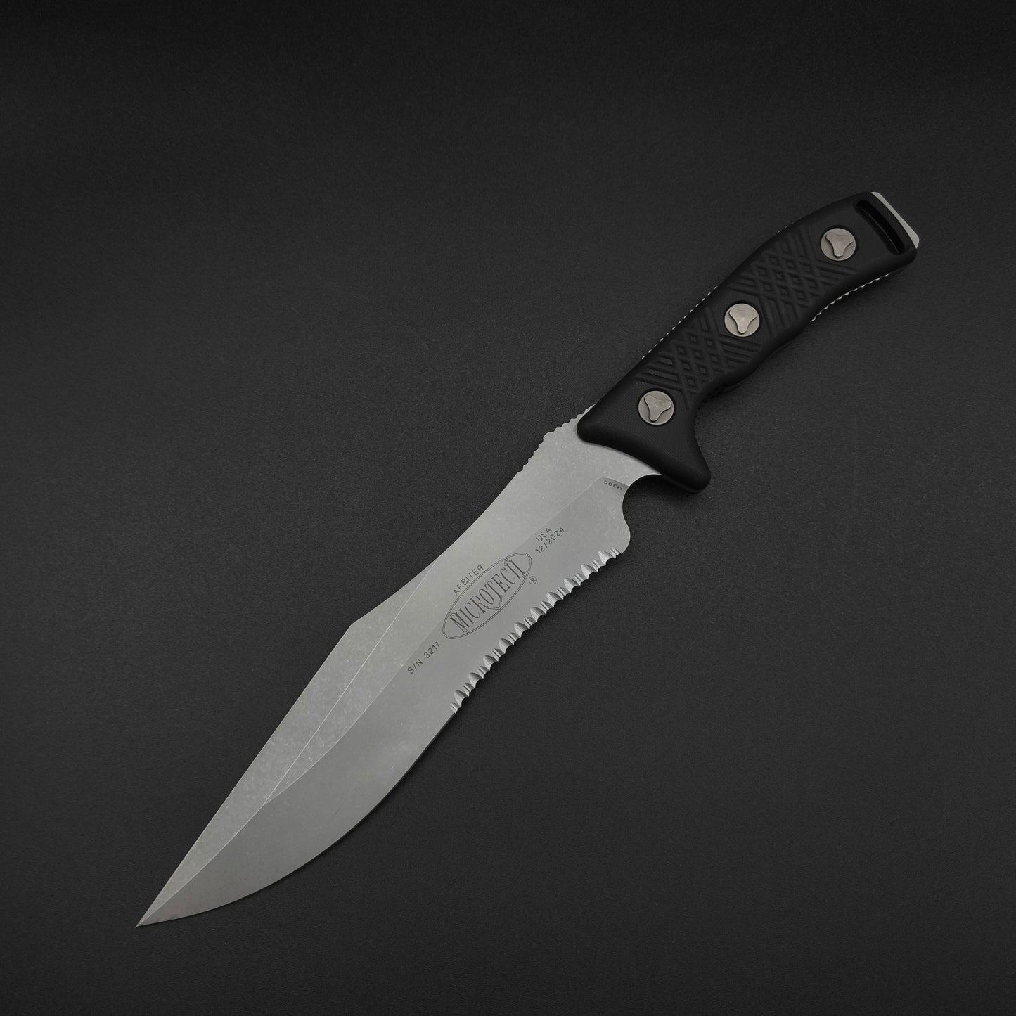 Microtech Knives Arbiter Apocalyptic Partial Serrated 1