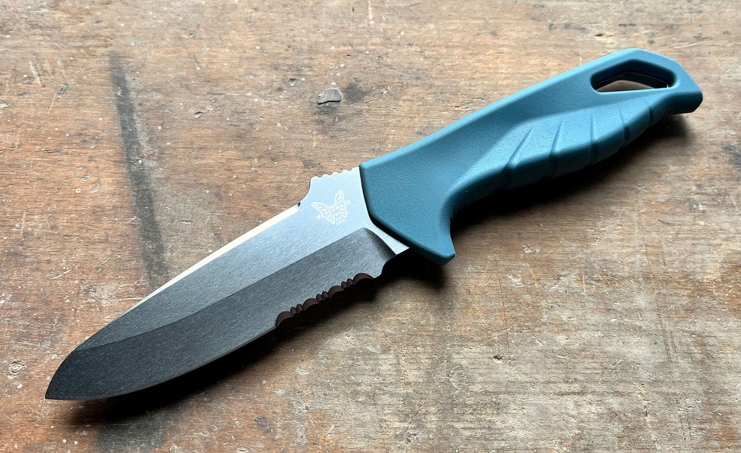 Benchmade 18040S Undercurrent SANTOPRENE, MagnaCut 1